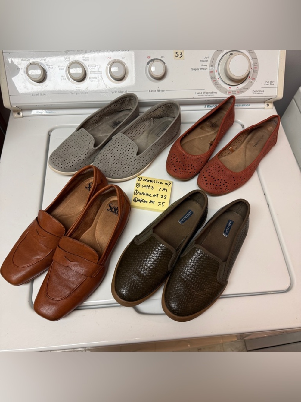 4 pairs Shoes bundle Women’s 7-7.5 Grey Slip-On Flats soft Comfortable